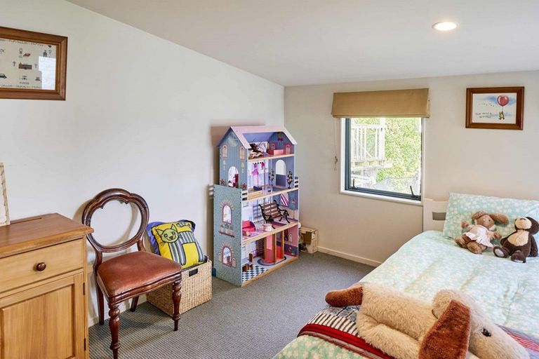 Photo of property in 30 Moana Road, Plimmerton, Porirua, 5026