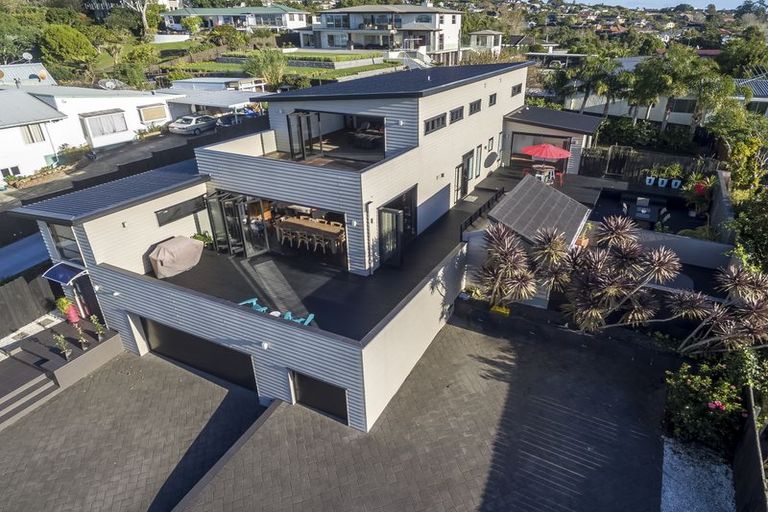 Photo of property in 57 Pah Road, Cockle Bay, Auckland, 2014