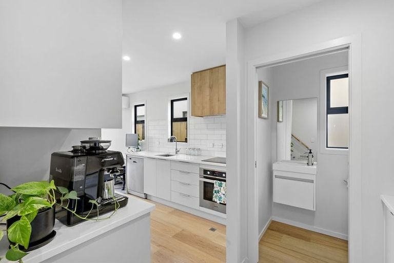 Photo of property in 8/489 Riverside Drive, Fairfield, Lower Hutt, 5011