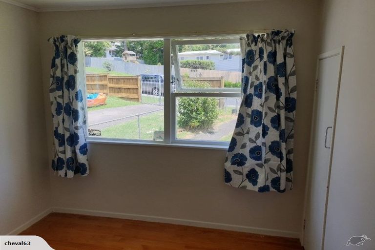 Photo of property in 20 Paewai Road, Glen Eden, Auckland, 0602
