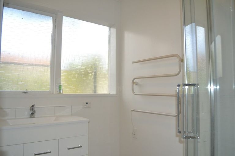 Photo of property in 2/8 Hatton Street, Karori, Wellington, 6012