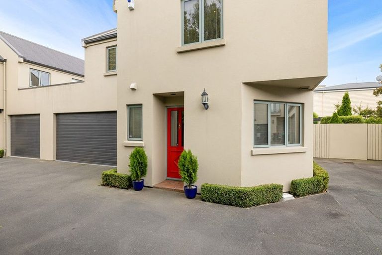 Photo of property in 3/104 Papanui Road, Merivale, Christchurch, 8014