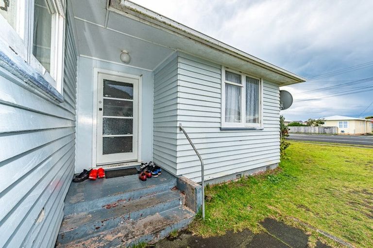 Photo of property in 143 Puriri Street, Castlecliff, Whanganui, 4501