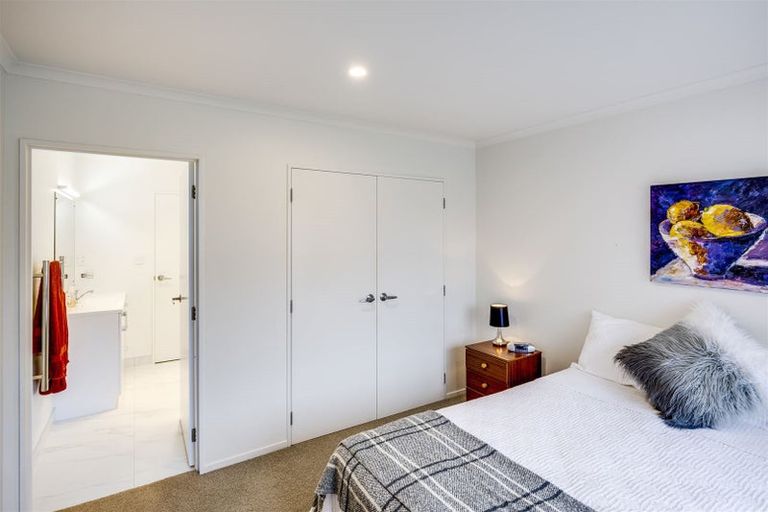 Photo of property in Parkvale Estate, 1232/7 Howard Street, Parkvale, Hastings, 4122