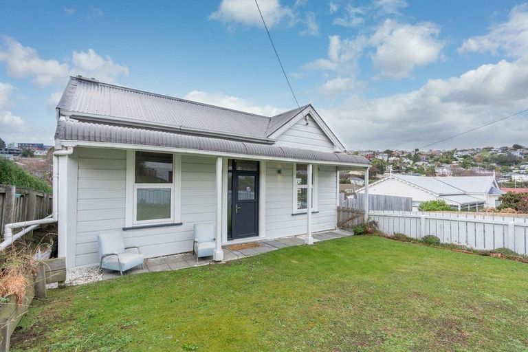 Photo of property in 48 Nairn Street, Kaikorai, Dunedin, 9010