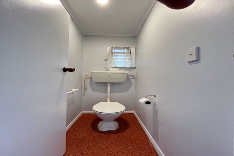 Photo of property in 1/76 Sutton Crescent, Papakura, 2110