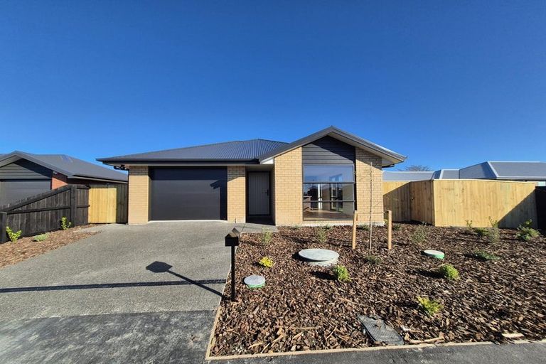 Photo of property in 23 Poipoi Place, Aranui, Christchurch, 8061