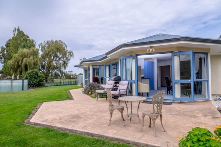 Photo of property in 8 Willow Park Drive, Opaki, Masterton, 5871