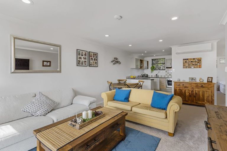 Photo of property in 3/8 Monte Cassino Place, Birkdale, Auckland, 0626