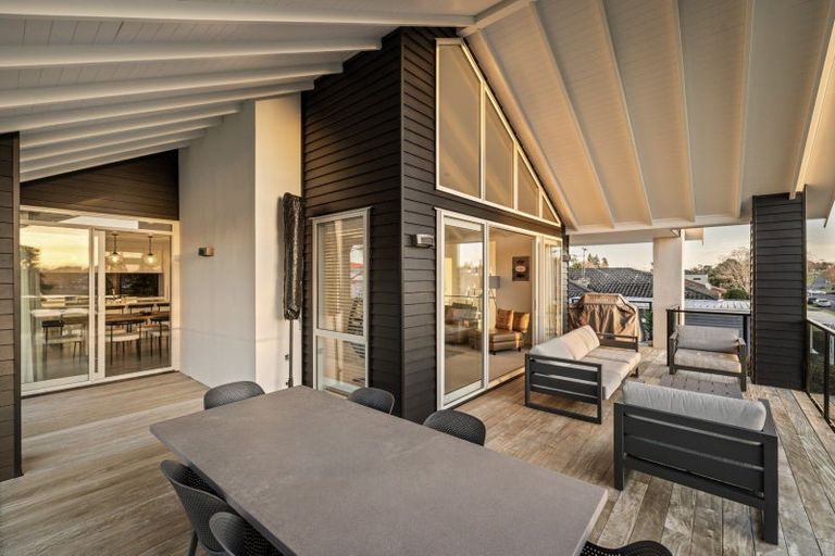 Photo of property in 76 Edgecumbe Road, Tauranga, 3110