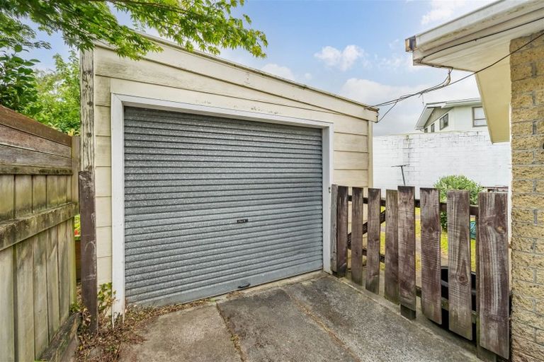 Photo of property in 7b Deller Grove, Silverstream, Upper Hutt, 5019