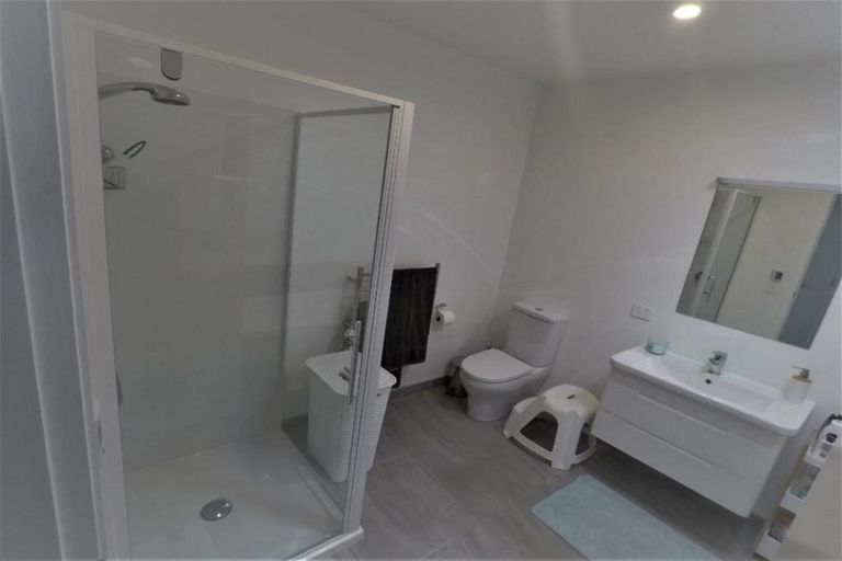 Photo of property in 47a Banks Boulevard, Whitby, Porirua, 5024