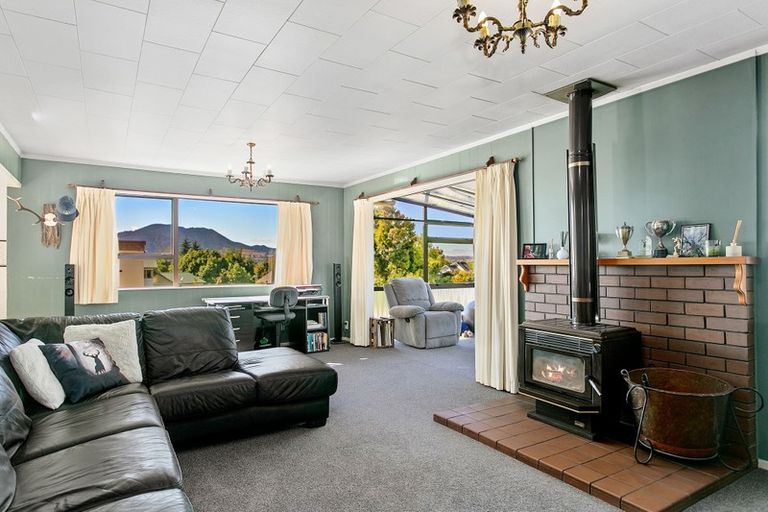 Photo of property in 5 Rihi Place, Nukuhau, Taupo, 3330