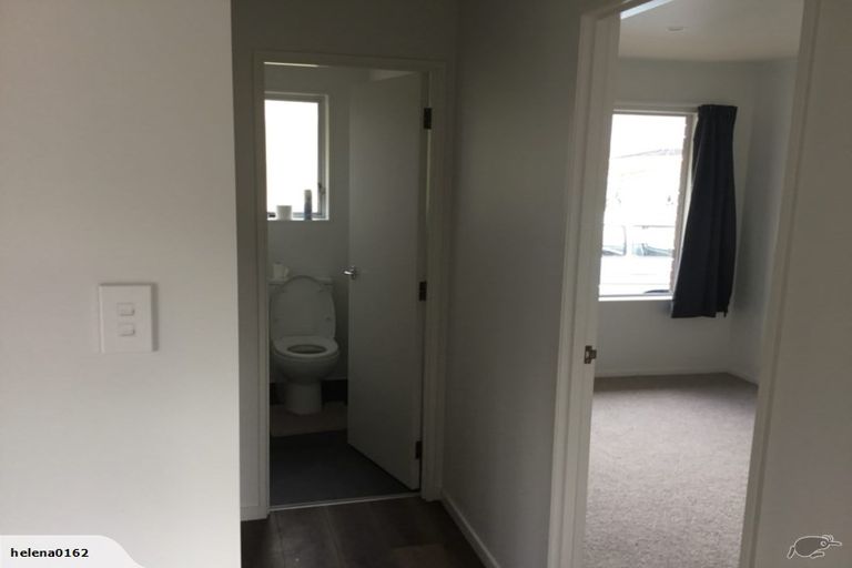 Photo of property in 1/36 Blacklock Avenue, Henderson, Auckland, 0612