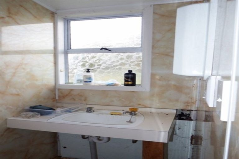 Photo of property in 9 Beaven Street, Marton, 4710