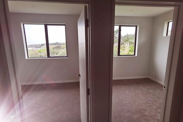 Photo of property in 14 Woodridge Drive, Stanmore Bay, Whangaparaoa, 0932