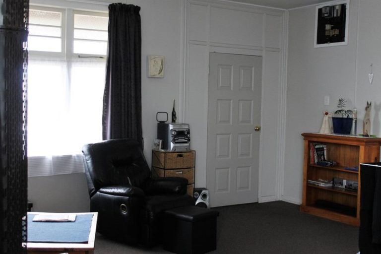 Photo of property in 183 Romilly Street, Westport, 7825