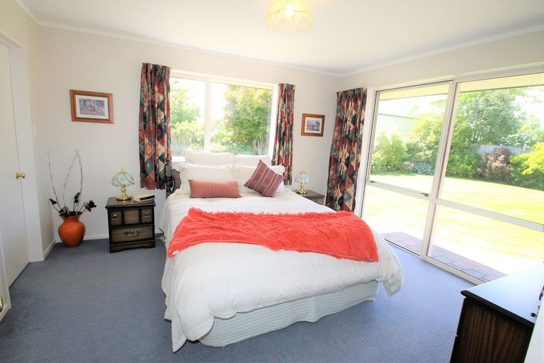 Photo of property in 17 Rowan Place, Mosgiel, 9024