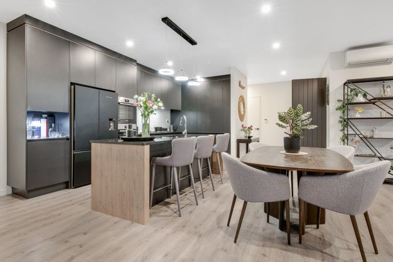 Photo of property in 22 Takurua Terrace, Orewa, 0931