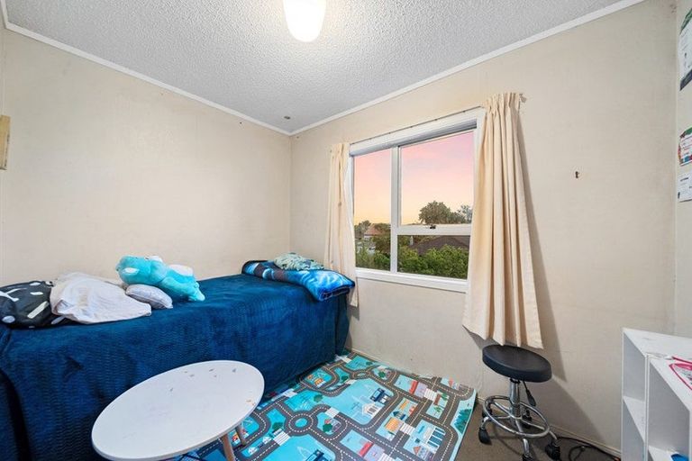 Photo of property in 13 Huber Street, Weymouth, Auckland, 2103