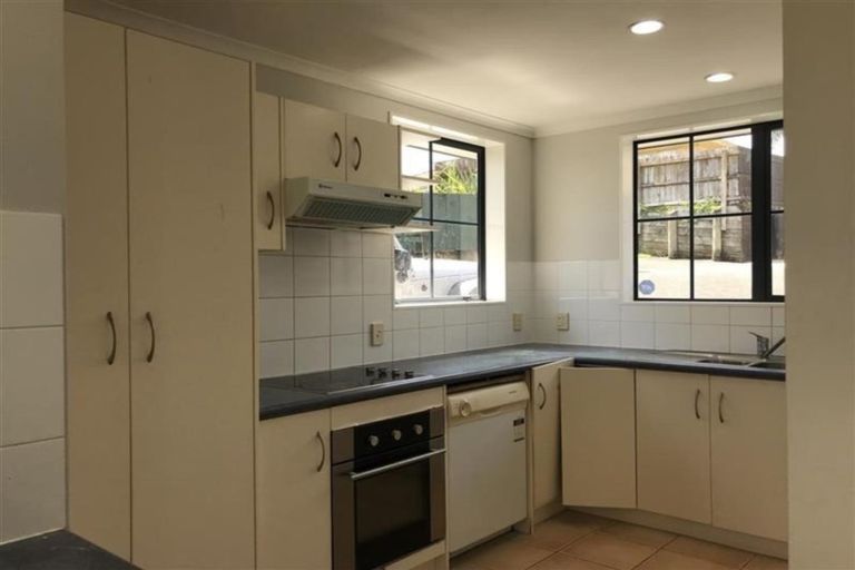 Photo of property in 14 Frederick Reece Drive, The Gardens, Auckland, 2105