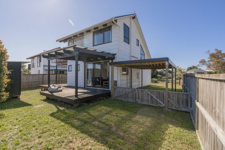 Photo of property in 142 Vista Paku, Pauanui, Hikuai, 3579