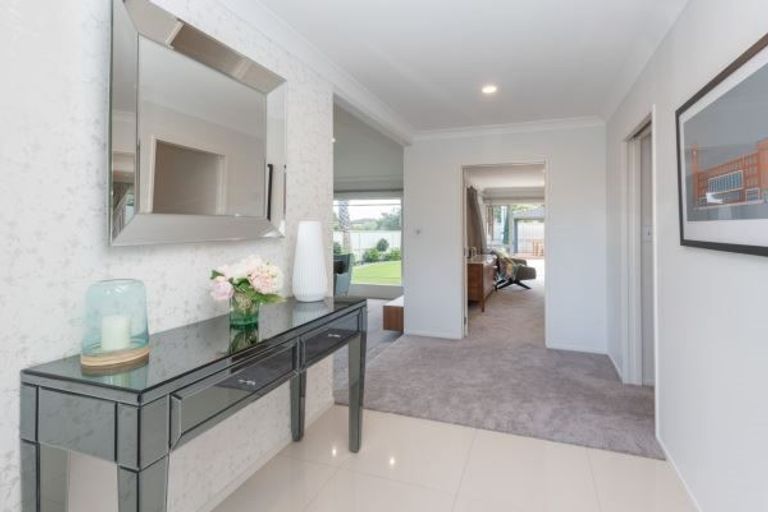 Photo of property in 2 Brailsford Court, Dannemora, Auckland, 2016