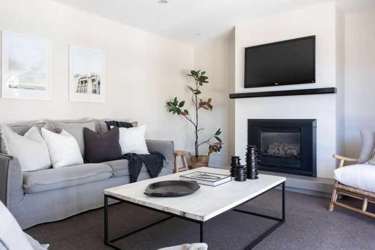 Photo of property in 16a Winton Street, St Albans, Christchurch, 8014