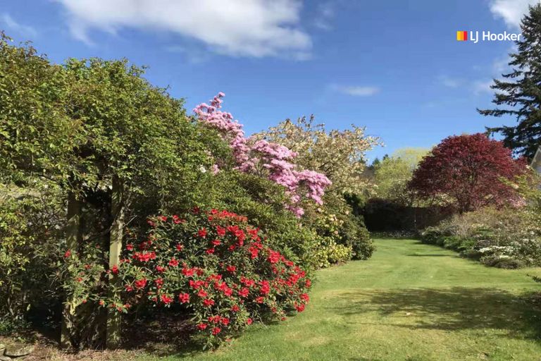 Photo of property in 5 Three Mile Hill Road, Halfway Bush, Dunedin, 9010
