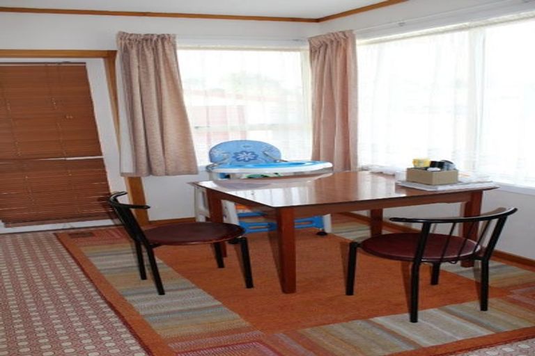 Photo of property in 24 Dalesford Street, Silverdale, Hamilton, 3216