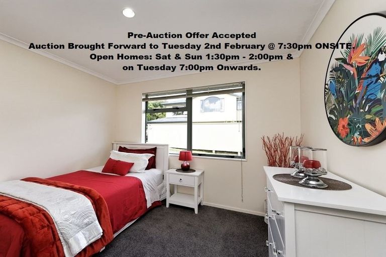 Photo of property in 147f Sturges Road, Henderson, Auckland, 0612