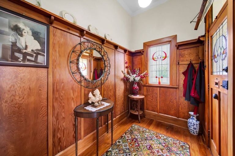 Photo of property in 25 Barrett Street, Westown, New Plymouth, 4310