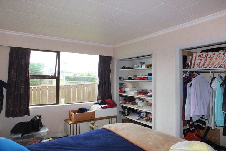 Photo of property in 28 Roore Street, Foxton Beach, Foxton, 4815