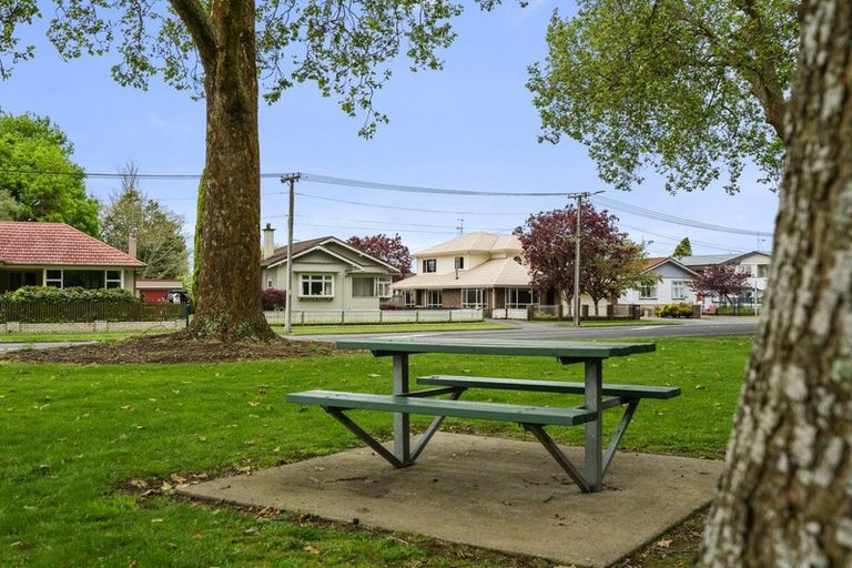 Photo of property in 8 Thornton Road, Cambridge, 3434