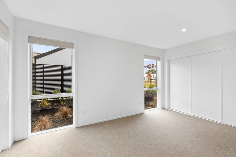 Photo of property in 13 Evergreen Parade, Rosehill, Papakura, 2113