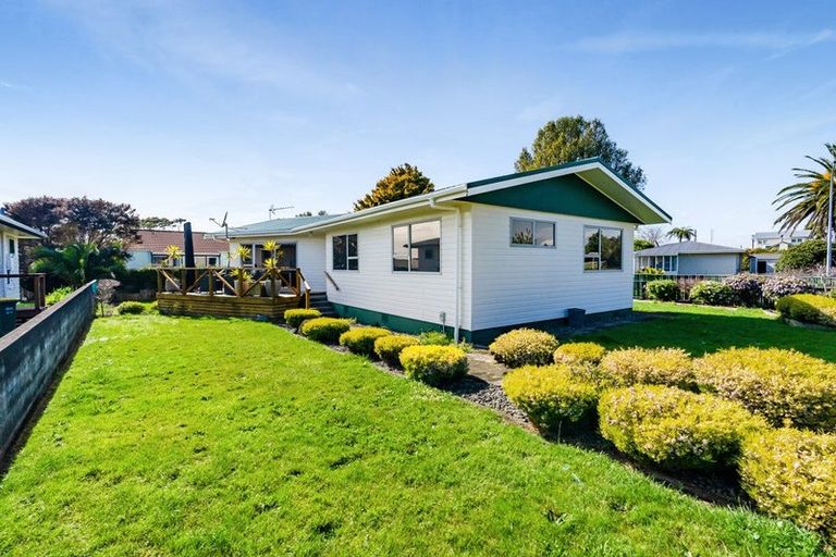 Photo of property in 1 Antonia Place, Bell Block, New Plymouth, 4312
