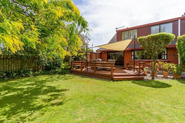 Photo of property in 6 Hanmer Place, Highbury, Palmerston North, 4412