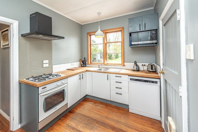 Photo of property in 32 Stewart Street, Aramoho, Whanganui, 4500