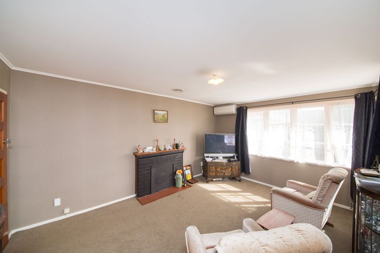 Photo of property in 25 Andrew Avenue, Roslyn, Palmerston North, 4414