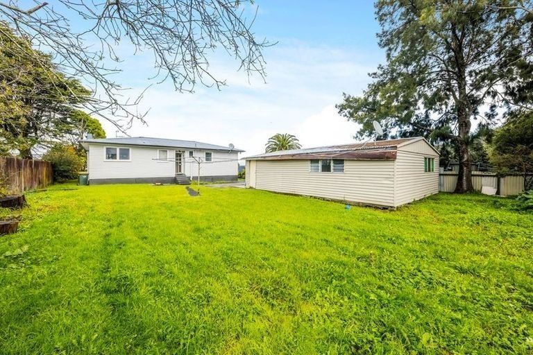 Photo of property in 17 President Avenue, Papakura, 2110
