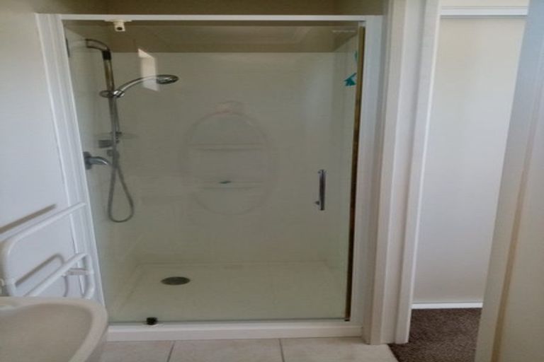 Photo of property in 58/64 Kawaha Point Road, Kawaha Point, Rotorua, 3010