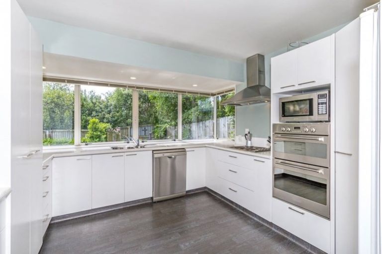 Photo of property in 3 Hamish Place, Westmorland, Christchurch, 8025