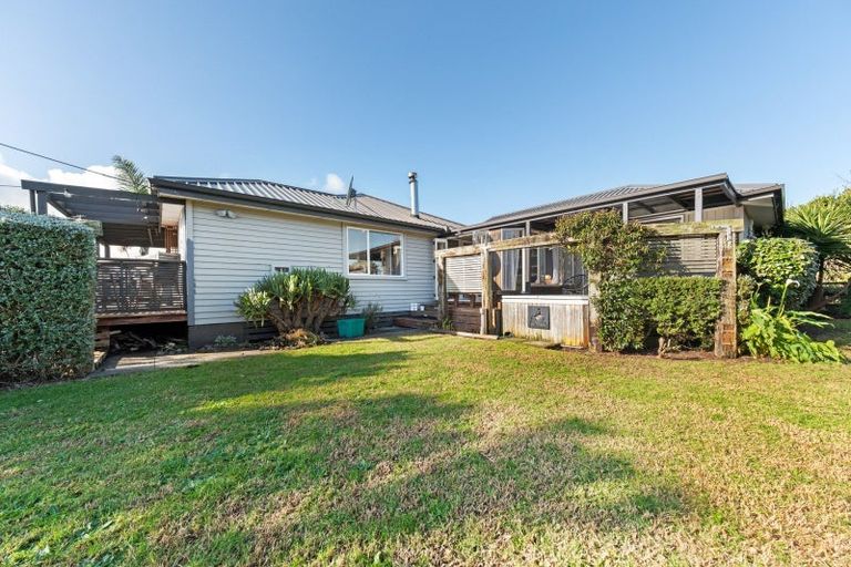 Photo of property in 7210 South Road, Warea, New Plymouth, 4381