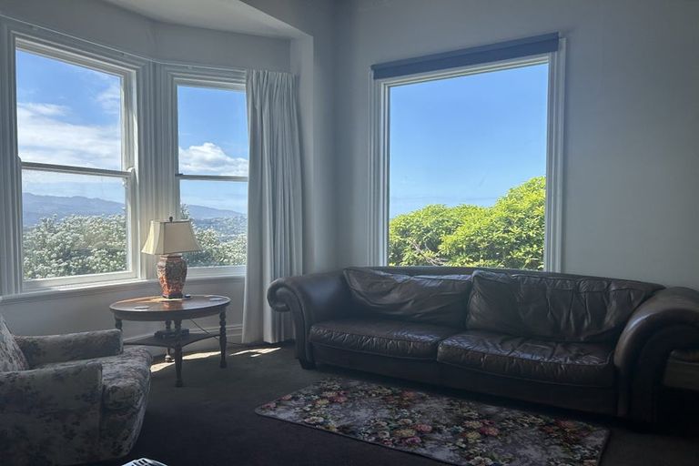 Photo of property in 62 Roseneath Terrace, Roseneath, Wellington, 6011