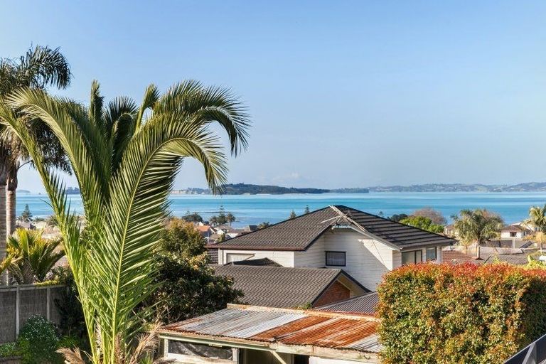 Photo of property in 1/184 Bucklands Beach Road, Bucklands Beach, Auckland, 2012