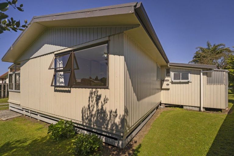 Photo of property in 92 Catherine Crescent, Whitianga, 3510