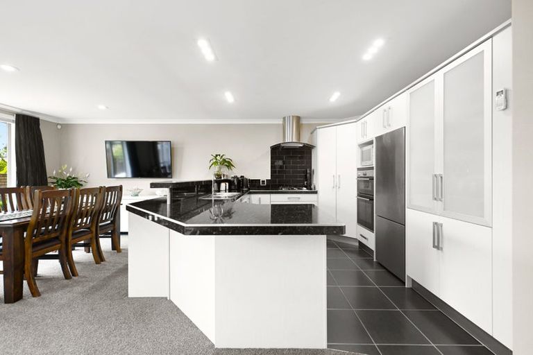 Photo of property in 392a Hukanui Road, Rototuna, Hamilton, 3210