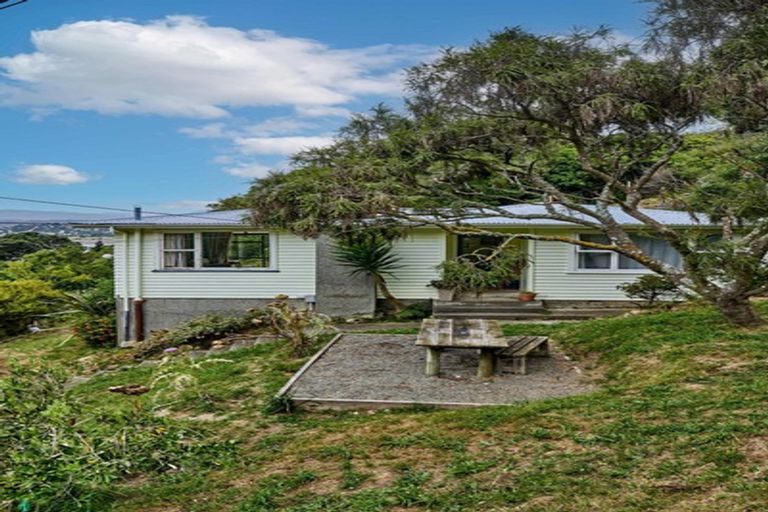 Photo of property in 5 Dunedin Terrace, Melrose, Wellington, 6023