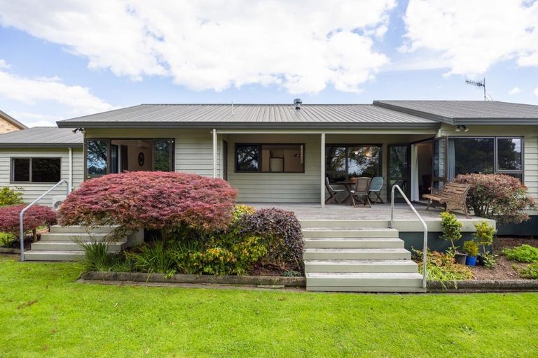 Photo of property in 8 Rimmington Drive, Hamilton Lake, Hamilton, 3204