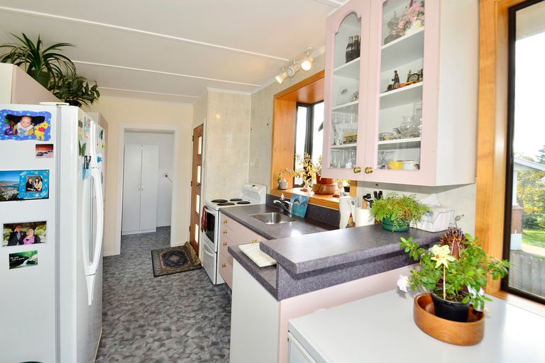 Photo of property in 296 Brockville Road, Brockville, Dunedin, 9011